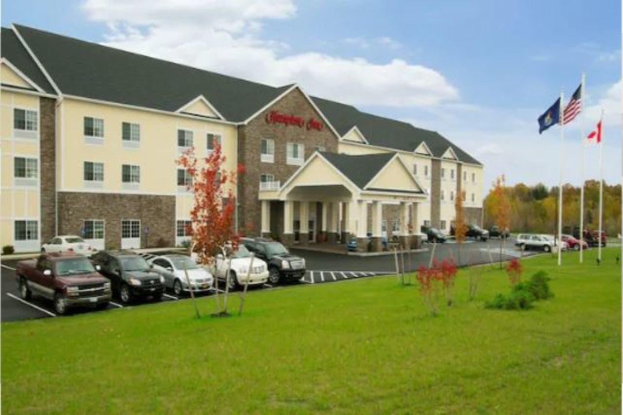 Hampton Inn Bangor Exterior photo